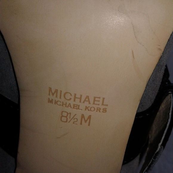 👠 MK Mary Jane Peep toe Pumps 👠 - Picture 5 of 7